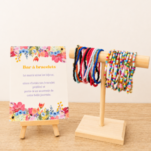 Bar à bracelets colorés