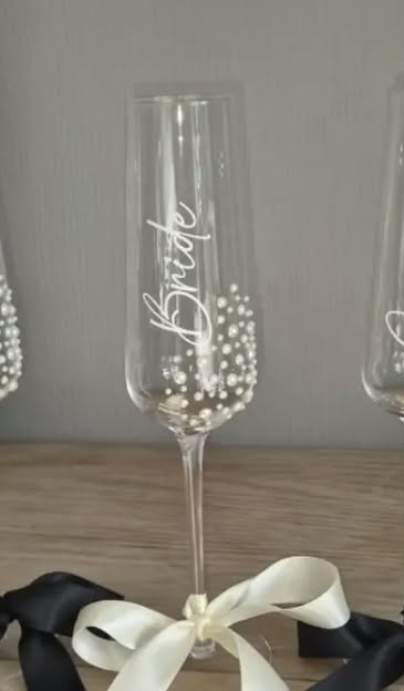 Duo de verres perlés pour les mariés